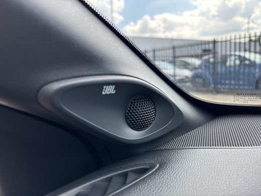 Toyota Aygo Hybrid 115 envy | JBL-Audio | Stoelverwarming | Parkeersensoren | ActivLease financial lease
