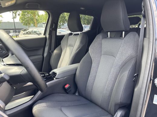 Toyota Urban Cruiser Dynamic 61 kWh | &euro; 2.500 extra inruilwaarde | ActivLease financial lease