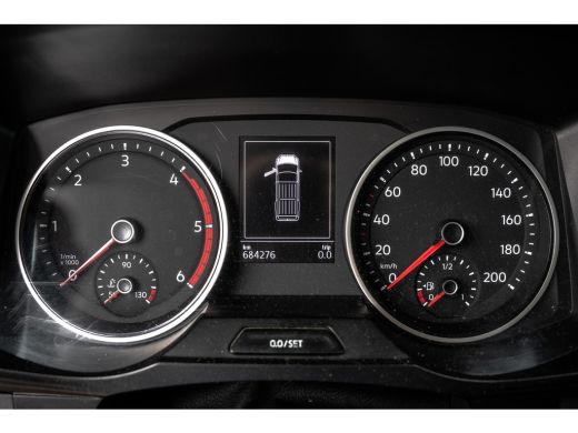 Volkswagen Crafter 2.0 TDI FWD L5H3 | 177 PK | Motor Defect | Camera | Cruise | PDC | Airco ActivLease financial lease