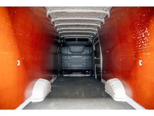 Volkswagen Crafter 2.0 TDI FWD L5H3 | 177 PK | Motor Defect | Camera | Cruise | PDC | Airco ActivLease financial lease