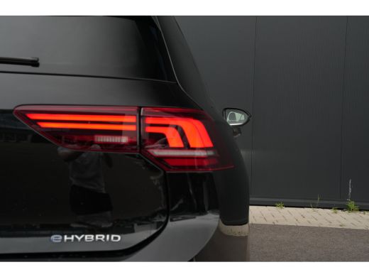 Volkswagen Golf 1.5 eHybrid 50 Edition 204PK | Camera | Ergostoel | Apple Carplay | ActivLease financial lease