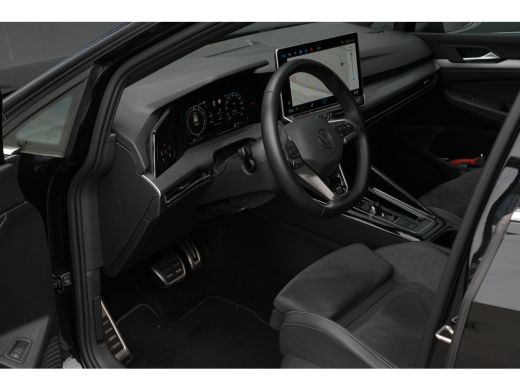 Volkswagen Golf 1.5 eHybrid 50 Edition 204PK | Camera | Ergostoel | Apple Carplay | ActivLease financial lease