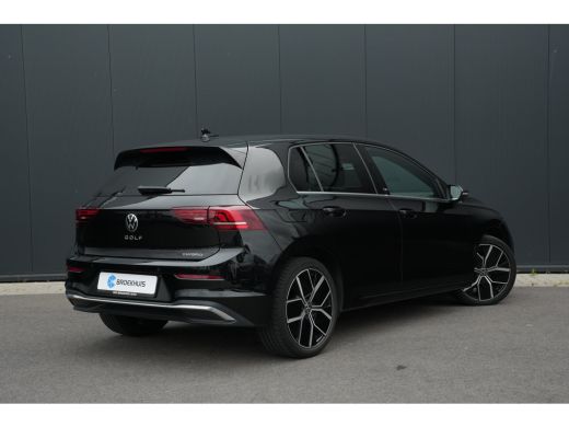 Volkswagen Golf 1.5 eHybrid 50 Edition 204PK | Camera | Ergostoel | Apple Carplay | ActivLease financial lease
