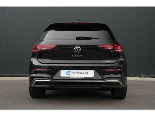 Volkswagen Golf 1.5 eHybrid 50 Edition 204PK | Camera | Ergostoel | Apple Carplay | ActivLease financial lease