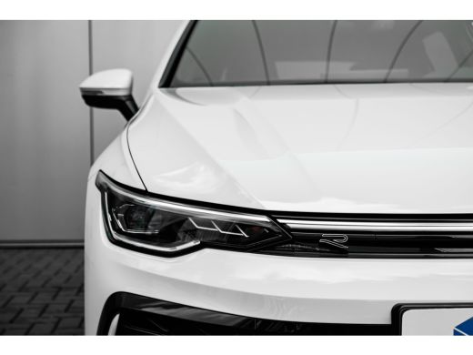 Volkswagen Golf Variant 1.5 eTSI R-Line Edition 115pk DSG/AUTO | Achteruitrijcamera | Airco (automatisch) | Apple... ActivLease financial lease