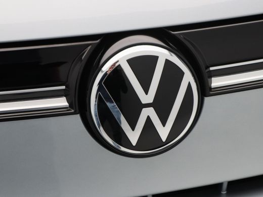 Volkswagen Multivan 1.4 eHybrid L2H1 Style 7-Persoons | Panorama dak | Stoelverwarming | Adaptive Cruise | Trekhaak |... ActivLease financial lease