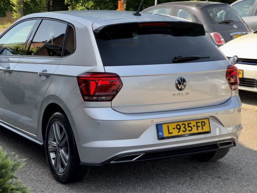 Volkswagen Polo 1.0 TSI AUT7 R-LINE HIGHLINE NAVI DIGI-DASH APPLE-CARPLAY LED LMV PDC ActivLease financial lease