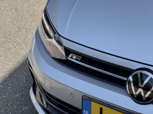 Volkswagen Polo 1.0 TSI AUT7 R-LINE HIGHLINE NAVI DIGI-DASH APPLE-CARPLAY LED LMV PDC ActivLease financial lease