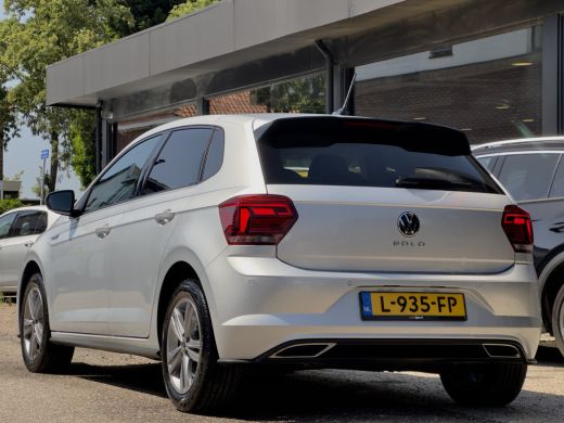 Volkswagen Polo 1.0 TSI AUT7 R-LINE HIGHLINE NAVI DIGI-DASH APPLE-CARPLAY LED LMV PDC ActivLease financial lease