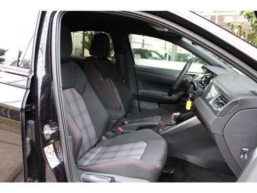 Volkswagen Polo 2.0 TSI GTI TSI 210PK DSG GTI-SPORT IQ-LIGHT/PDC/CARPLAY ActivLease financial lease