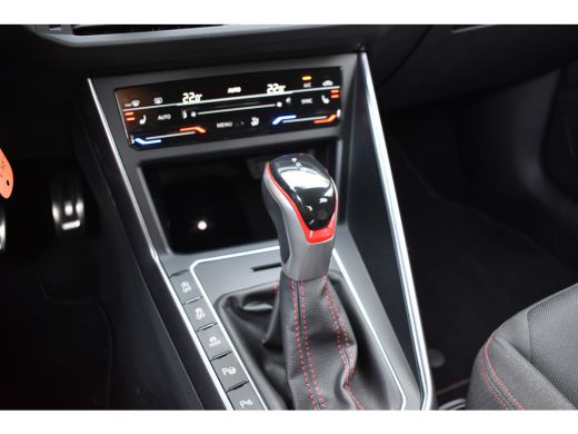 Volkswagen Polo 2.0 TSI GTI TSI 210PK DSG GTI-SPORT IQ-LIGHT/PDC/CARPLAY ActivLease financial lease