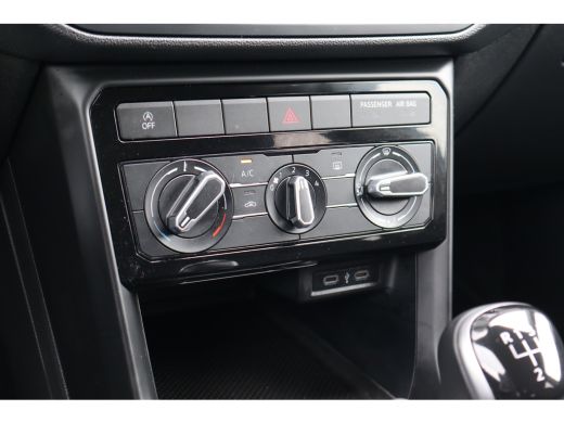 Volkswagen T-Cross 1.0 TSI Life 95PK | Airco | Buitenspiegels elektrisch verstel- en verwarmbaar | Cruise control ad... ActivLease financial lease