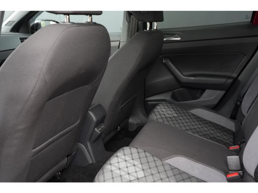 Volkswagen Taigo 1.0 TSI R-Line Business | Camera | Carplay | IQ.Light | Adaptive Cruise ActivLease financial lease