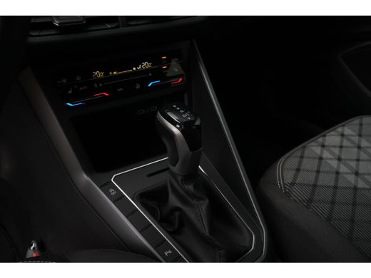 Volkswagen Taigo 1.0 TSI R-Line Business | Camera | Carplay | IQ.Light | Adaptive Cruise ActivLease financial lease