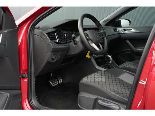 Volkswagen Taigo 1.0 TSI R-Line Business | Camera | Carplay | IQ.Light | Adaptive Cruise ActivLease financial lease