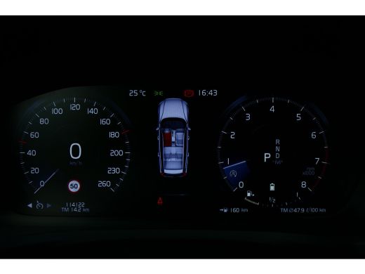 Volvo  V60 2.0 B3 MOMENTUM ADVANTAGE / CAMERA / LED / 17"LMV / NAVI / CLIMA / PDC / BLUETOOTH / CRUISECONTRO... ActivLease financial lease
