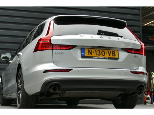 Volvo  V60 2.0 B3 MOMENTUM ADVANTAGE / CAMERA / LED / 17"LMV / NAVI / CLIMA / PDC / BLUETOOTH / CRUISECONTRO... ActivLease financial lease