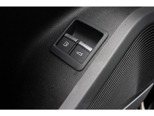 Audi Q5 Sportback 55 TFSIe S edition Quattro Trekhaak Luchtver Cam ACC ActivLease financial lease