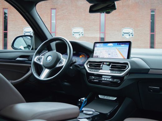 BMW iX3 High Executive M Sport | 82kWh | Leder Mokka ActivLease financial lease