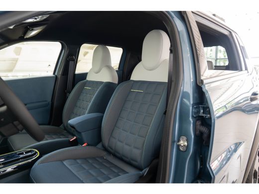 Fiat Grande Panda La Prima 44 kWh | Tot 8 Jaar Garantie | Stoelverwarming | Camera | Navigatie | Apple Carplay & An... ActivLease financial lease