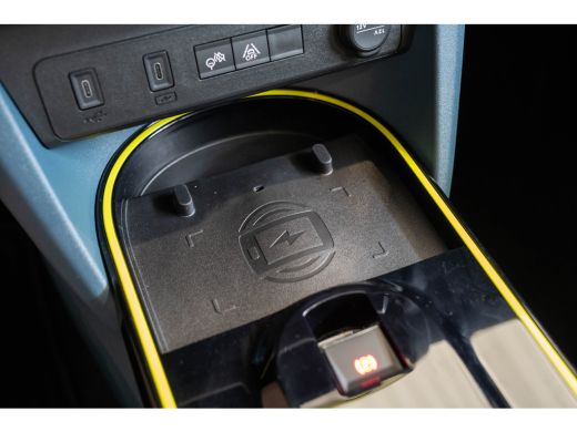 Fiat Grande Panda La Prima 44 kWh | Tot 8 Jaar Garantie | Stoelverwarming | Camera | Navigatie | Apple Carplay & An... ActivLease financial lease