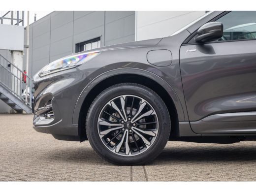 Ford Kuga 2.5 PHEV ST-Line | Trekhaak Wegklapbaar | Winterpack | 19'' | Apple Carplay/Android Auto | Cruise... ActivLease financial lease