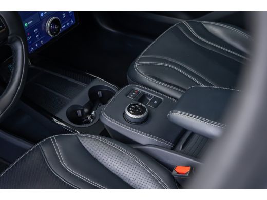 Ford Mustang Mach-E Mach-E RWD 75 kWh | 100% dealer o.h. | SOH 95% | Panoramadak | BTW auto | Leder | Elec. achterkle... ActivLease financial lease