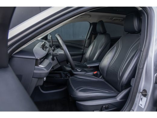 Ford Mustang Mach-E Mach-E RWD 75 kWh | 100% dealer o.h. | SOH 95% | Panoramadak | BTW auto | Leder | Elec. achterkle... ActivLease financial lease