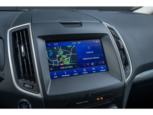 Ford S-Max Hybrid Titanium | Automaat | Camera | AGR-stoel | Privacy-glass | Winter-pack | Adaptieve cruise ... ActivLease financial lease