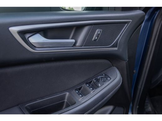 Ford S-Max Hybrid Titanium | Automaat | Camera | AGR-stoel | Privacy-glass | Winter-pack | Adaptieve cruise ... ActivLease financial lease