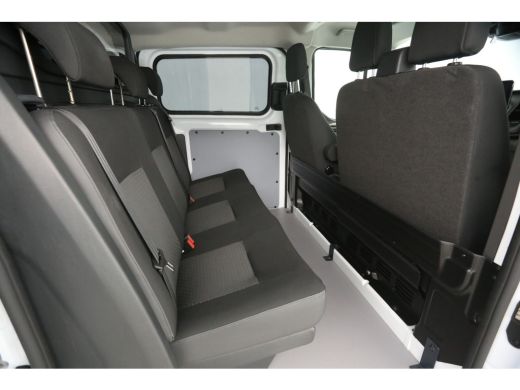 Ford Transit Custom 2.0 TDCI L2H1 | DC | 6 Zits | Aut. | Airco | Cruise | Camera | Trekhaak | Carplay | 2xSchuifdeur ActivLease financial lease