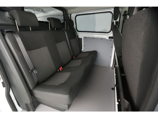 Ford Transit Custom 2.0 TDCI L2H1 | DC | 6 Zits | Aut. | Airco | Cruise | Camera | Trekhaak | Carplay | 2xSchuifdeur ActivLease financial lease