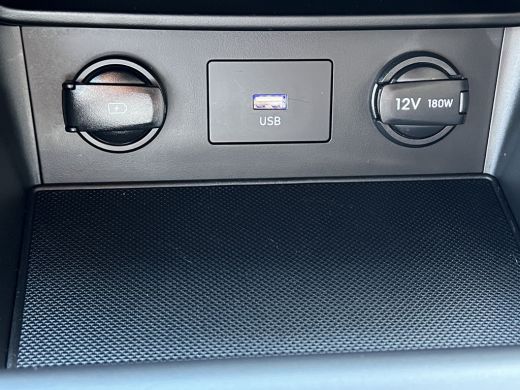 Hyundai Kona 1.6 GDI 141pk HEV Comfort | Camera | Climate controle | Cruise controle | Carplay | 16'' Velgen |... ActivLease financial lease