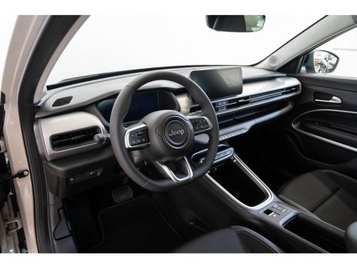 Jeep Avenger Summit 54 kWh | SOH 97% | Warmtepomp | Camera | Apple Carplay & Android Auto | Climate Controle |... ActivLease financial lease