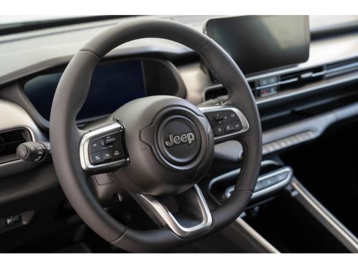 Jeep Avenger Summit 54 kWh | SOH 97% | Warmtepomp | Camera | Apple Carplay & Android Auto | Climate Controle |... ActivLease financial lease