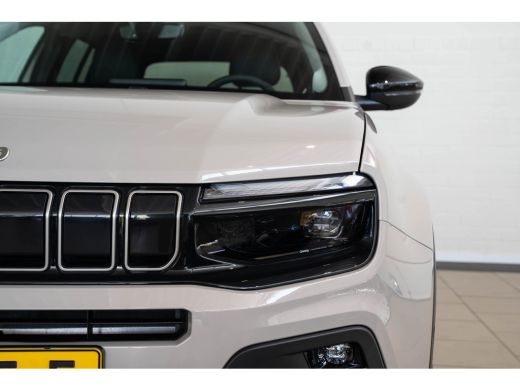 Jeep Avenger Summit 54 kWh | SOH 97% | Warmtepomp | Camera | Apple Carplay & Android Auto | Climate Controle |... ActivLease financial lease