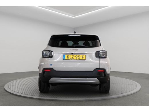 Jeep Avenger Summit 54 kWh | SOH 97% | Warmtepomp | Camera | Apple Carplay & Android Auto | Climate Controle |... ActivLease financial lease
