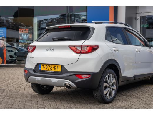 Kia Stonic 1.0 T-GDi MHEV DynamicPlusLine | Camera | Apple Carplay/Android Auto | Keyless entry/start | Navi... ActivLease financial lease