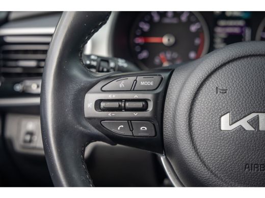 Kia Stonic 1.0 T-GDi MHEV DynamicPlusLine | Camera | Apple Carplay/Android Auto | Keyless entry/start | Navi... ActivLease financial lease