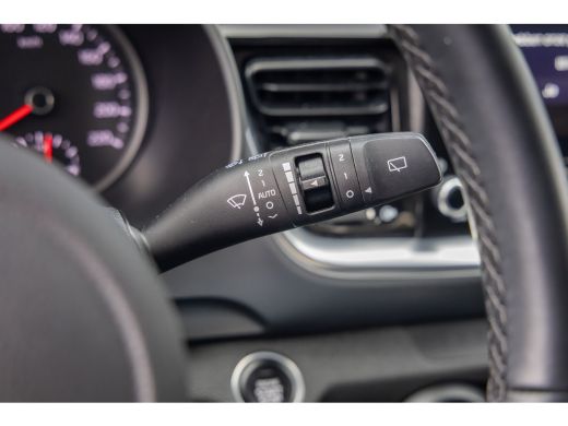 Kia Stonic 1.0 T-GDi MHEV DynamicPlusLine | Camera | Apple Carplay/Android Auto | Keyless entry/start | Navi... ActivLease financial lease