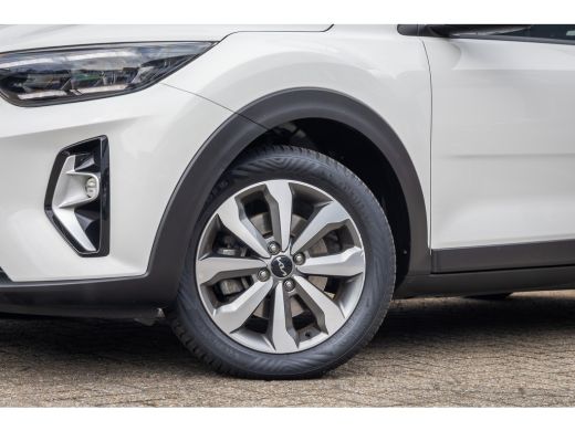 Kia Stonic 1.0 T-GDi MHEV DynamicPlusLine | Camera | Apple Carplay/Android Auto | Keyless entry/start | Navi... ActivLease financial lease