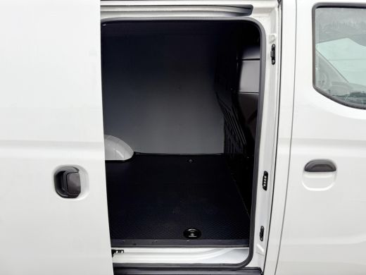 Maxus eDeliver3 50 kWh 122PK Nieuw! L1 SWB Elektrisch 50kWh 227km WLTP Carplay Touchscreen scherm Camera Parkeers... ActivLease financial lease