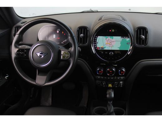 Mini Countryman 1.5 Cooper S E ALL4 Chili | Leder | Camera | Elek. Achterklep | Elek. Stoel | Stoelverw. | Climat... ActivLease financial lease