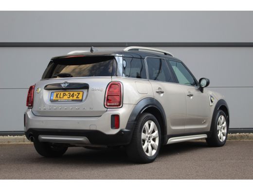 Mini Countryman 1.5 Cooper S E ALL4 Chili | Leder | Camera | Elek. Achterklep | Elek. Stoel | Stoelverw. | Climat... ActivLease financial lease