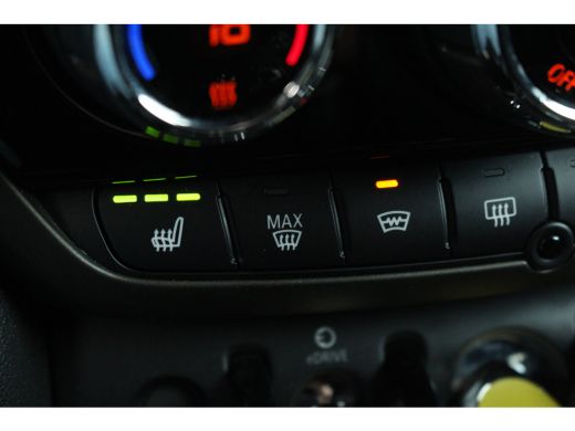 Mini Countryman 1.5 Cooper S E ALL4 Chili | Leder | Camera | Elek. Achterklep | Elek. Stoel | Stoelverw. | Climat... ActivLease financial lease
