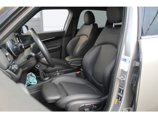 Mini Countryman 1.5 Cooper S E ALL4 Chili | Leder | Camera | Elek. Achterklep | Elek. Stoel | Stoelverw. | Climat... ActivLease financial lease