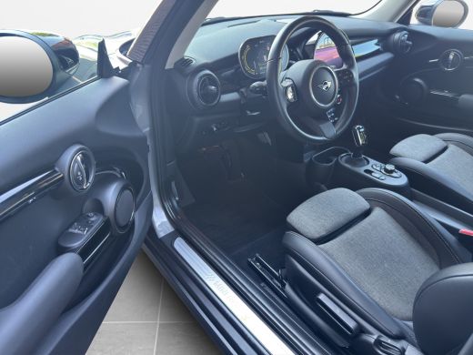 Mini Electric Cooper SE Classic. 33 kWh 183pk | SOH 96% | ActivLease financial lease
