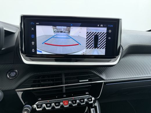 Peugeot 208 GT | Elektrische parkeerrem | Extra getinte achterste zijruiten en achterruit | Extra getinte ach... ActivLease financial lease