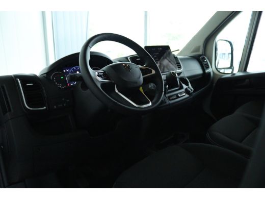 Peugeot Boxer 2.2 BlueHDi 140 S&S L3H2 3.5t | Cruise Control | Betimmering | Camera | Navi | LED | Carplay | Cl... ActivLease financial lease
