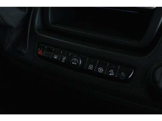 Peugeot Boxer 2.2 BlueHDi 140 S&S L3H2 3.5t | Cruise Control | Betimmering | Camera | Navi | LED | Carplay | Cl... ActivLease financial lease